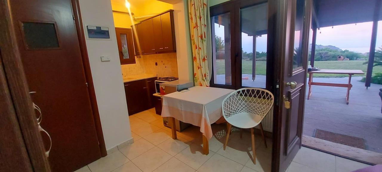 Golden View Apartments Myrina Limnos Zewnętrze zdjęcie